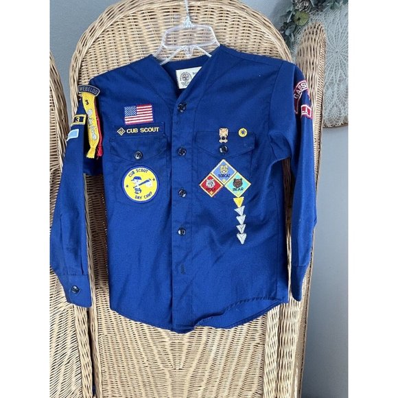 Vintage Cub Scout Boy Scout Uniform Shirt w Multiple Patches Medals Pins - Picture 1 of 16